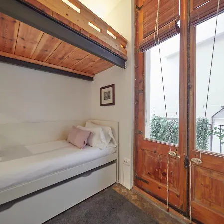 Barcelonaforrent Alessandra Ramblas Apartment *