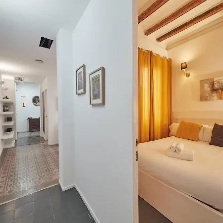 Apartment Alessandra Ramblas Barcelona