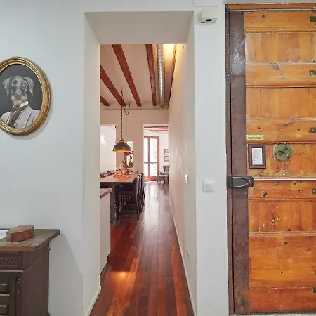 Alessandra Ramblas Apartment