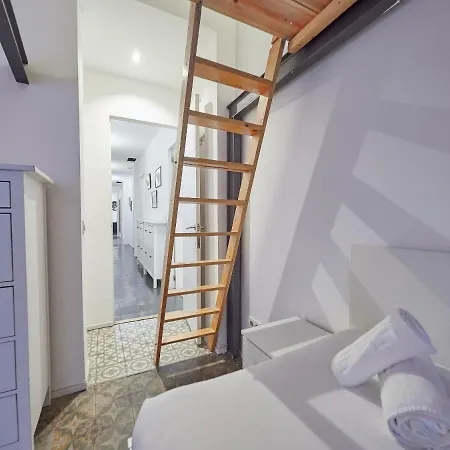 Barcelonaforrent Alessandra Ramblas Barcelona